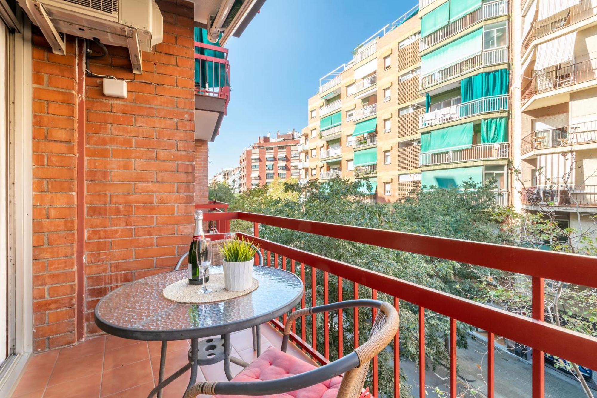 Confort Barcelona Rentals Exterior photo